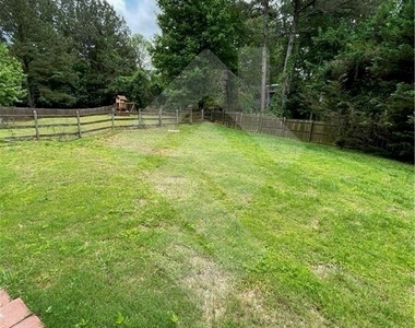 4839 Lake Park Lane - Photo Thumbnail 40