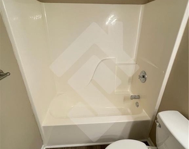 4839 Lake Park Lane - Photo Thumbnail 21