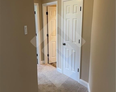4839 Lake Park Lane - Photo Thumbnail 18