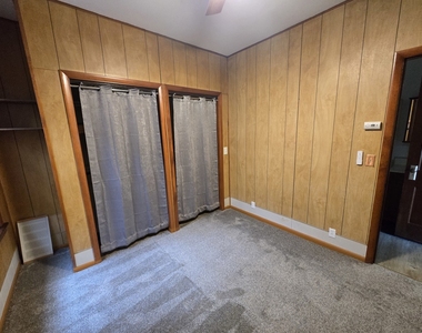 208 S Main Street - Photo Thumbnail 8