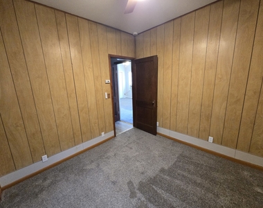 208 S Main Street - Photo Thumbnail 9