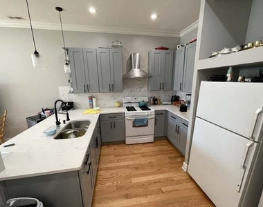 4829 S Justine Street - Photo Thumbnail 2