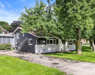 5130 Williams Street - Photo Thumbnail 5