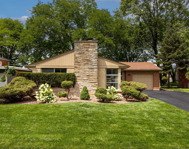 415 E Atwater Avenue - Photo Thumbnail 3