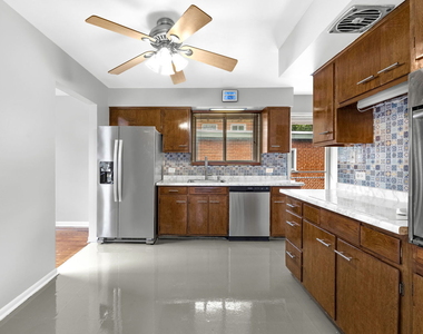415 E Atwater Avenue - Photo Thumbnail 13
