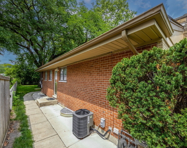 415 E Atwater Avenue - Photo Thumbnail 52