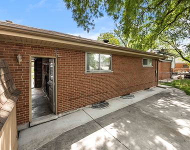 415 E Atwater Avenue - Photo Thumbnail 51