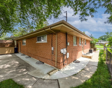 415 E Atwater Avenue - Photo Thumbnail 50