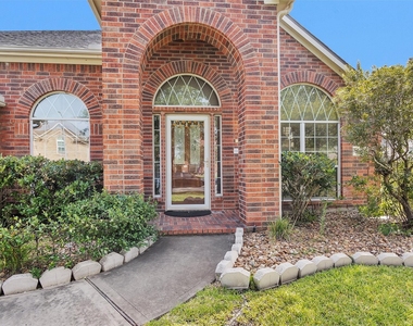 30015 Marion Meadow Lane - Photo Thumbnail 2