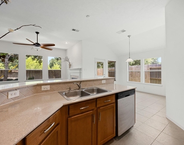 25030 Emporia Point Court - Photo Thumbnail 13