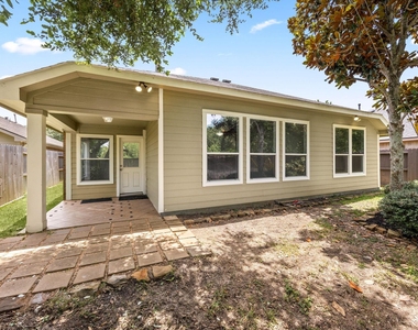 25030 Emporia Point Court - Photo Thumbnail 26