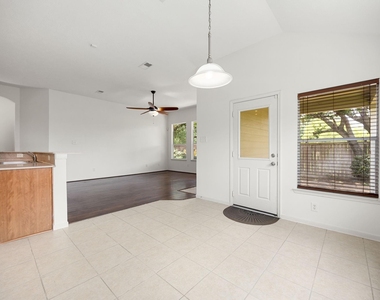 25030 Emporia Point Court - Photo Thumbnail 15