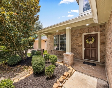 25030 Emporia Point Court - Photo Thumbnail 3
