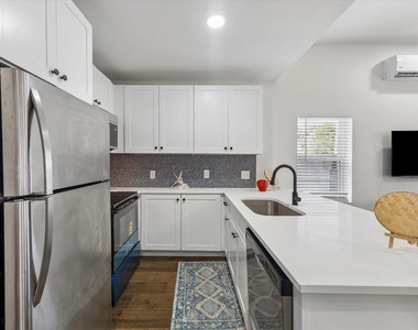1224 Welch Street - Photo Thumbnail 5