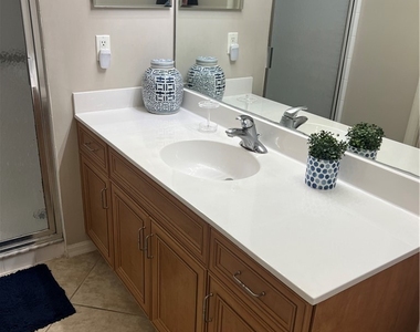 8470 Kingbird Loop - Photo Thumbnail 8