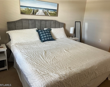 8470 Kingbird Loop - Photo Thumbnail 6