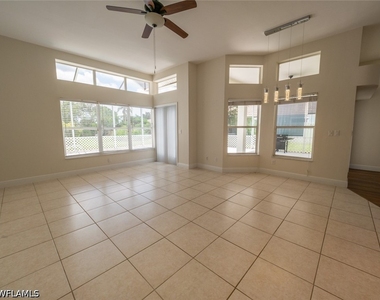 11394 Waterford Village Drive - Photo Thumbnail 7