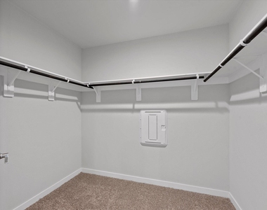 3335 Silverton Drive - Photo Thumbnail 21