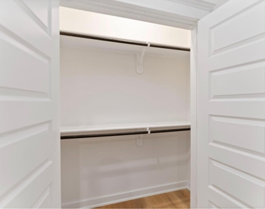 7809 Queen Street - Photo Thumbnail 17