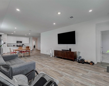 31426 Yatesbury Lane - Photo Thumbnail 17