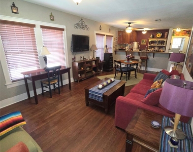 1427 Munger Street - Photo Thumbnail 3