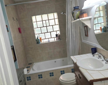 1427 Munger Street - Photo Thumbnail 15