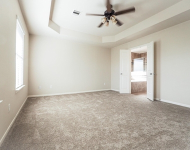 3638 Cottage Manor Lane - Photo Thumbnail 18