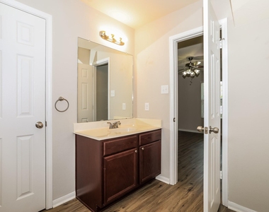 16738 N Gull Drive - Photo Thumbnail 13