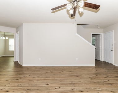 16738 N Gull Drive - Photo Thumbnail 2