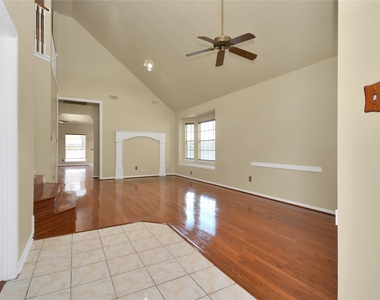 4123 Valedon Lane - Photo Thumbnail 4