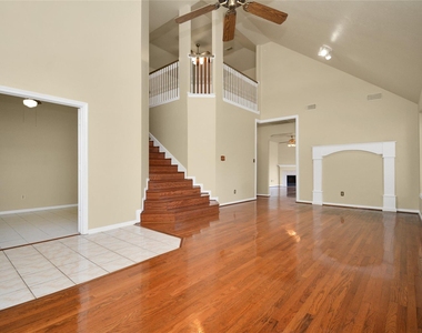 4123 Valedon Lane - Photo Thumbnail 6