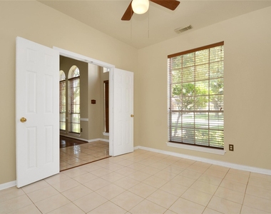 4123 Valedon Lane - Photo Thumbnail 5