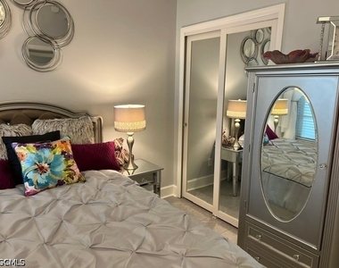15151 Royal Windsor Lane - Photo Thumbnail 21