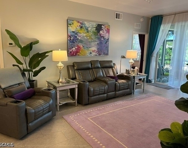 15151 Royal Windsor Lane - Photo Thumbnail 7