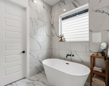 857 Fisher Street - Photo Thumbnail 22