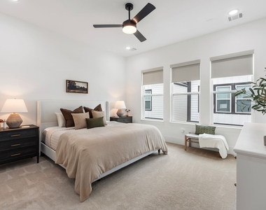 857 Fisher Street - Photo Thumbnail 20