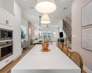 857 Fisher Street - Photo Thumbnail 14