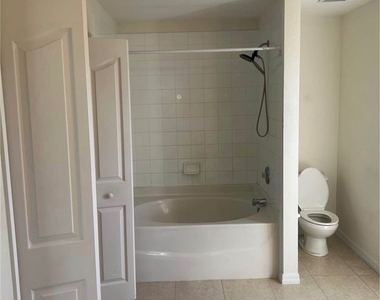 3932 18th Street W - Photo Thumbnail 13