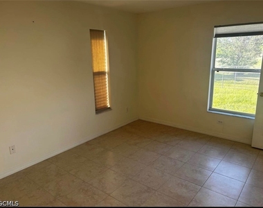 3932 18th Street W - Photo Thumbnail 9