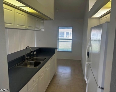3932 18th Street W - Photo Thumbnail 16