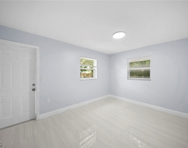 5454 8th Avenue - Photo Thumbnail 13