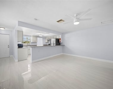 5454 8th Avenue - Photo Thumbnail 8