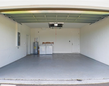 4145 68th Avenue Ne - Photo Thumbnail 18