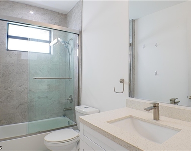 4145 68th Avenue Ne - Photo Thumbnail 11