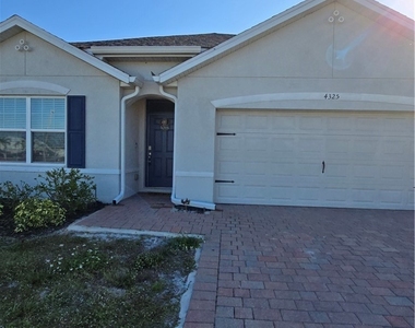 4325 Sw 7th Avenue - Photo Thumbnail 2