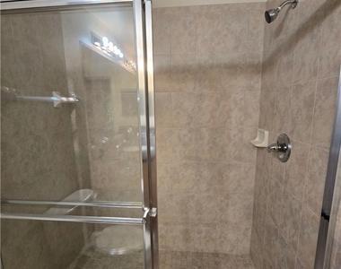 1101 Winding Pines Circle - Photo Thumbnail 21
