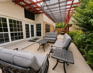 3115 Ashford Bend Drive - Photo Thumbnail 25