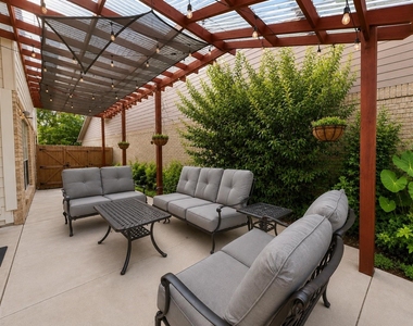 3115 Ashford Bend Drive - Photo Thumbnail 24