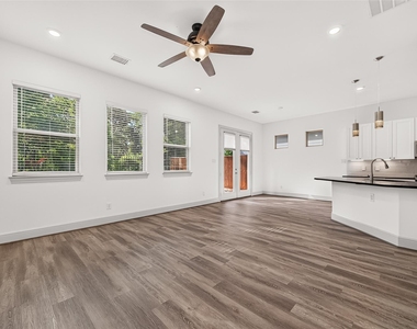159 Benjis Place - Photo Thumbnail 7