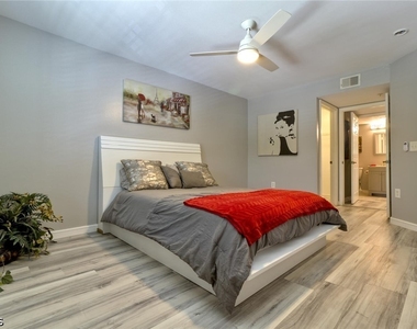 1775 Four Mile Cove Parkway - Photo Thumbnail 16